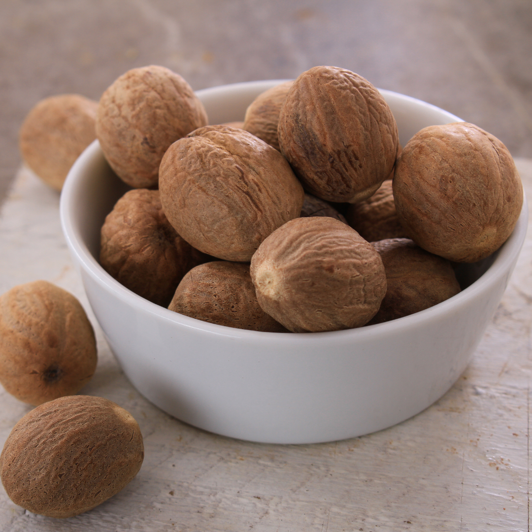 🌰 Why Whole Nutmeg Beats Powdered Spice Every Time