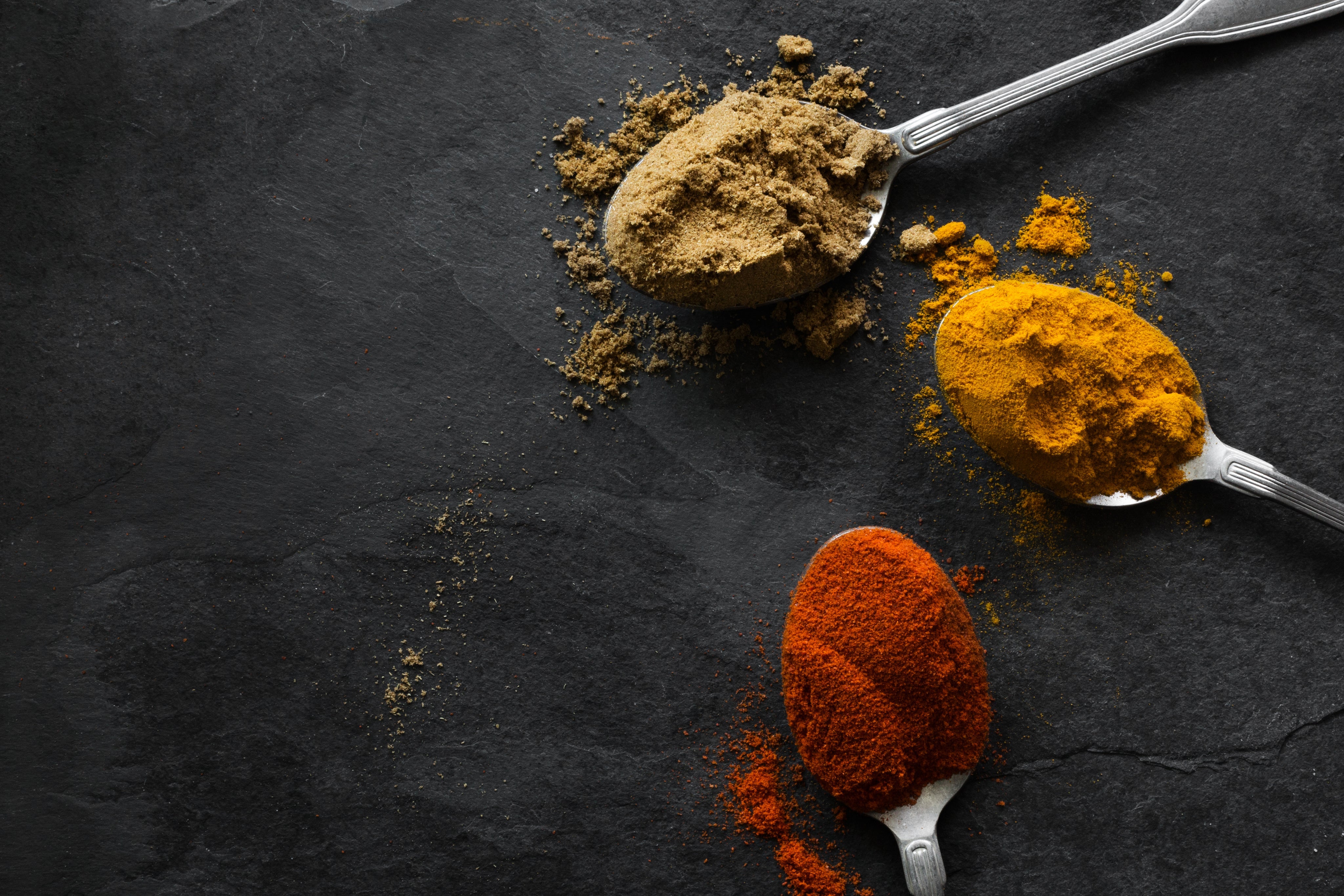 WHOLE SPICES